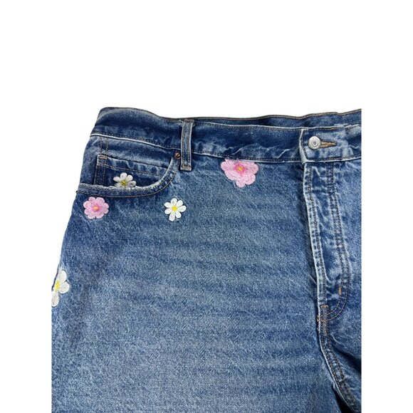 Old Navy Sky-Hi A-Line Denim Shorts Women's Size‎ 22 Floral Embroidery NEW - Picture 12 of 13